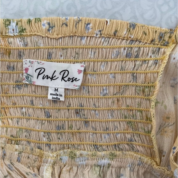 Pretty Yellow Maxi dress with Flowers - Picture 6 of 9